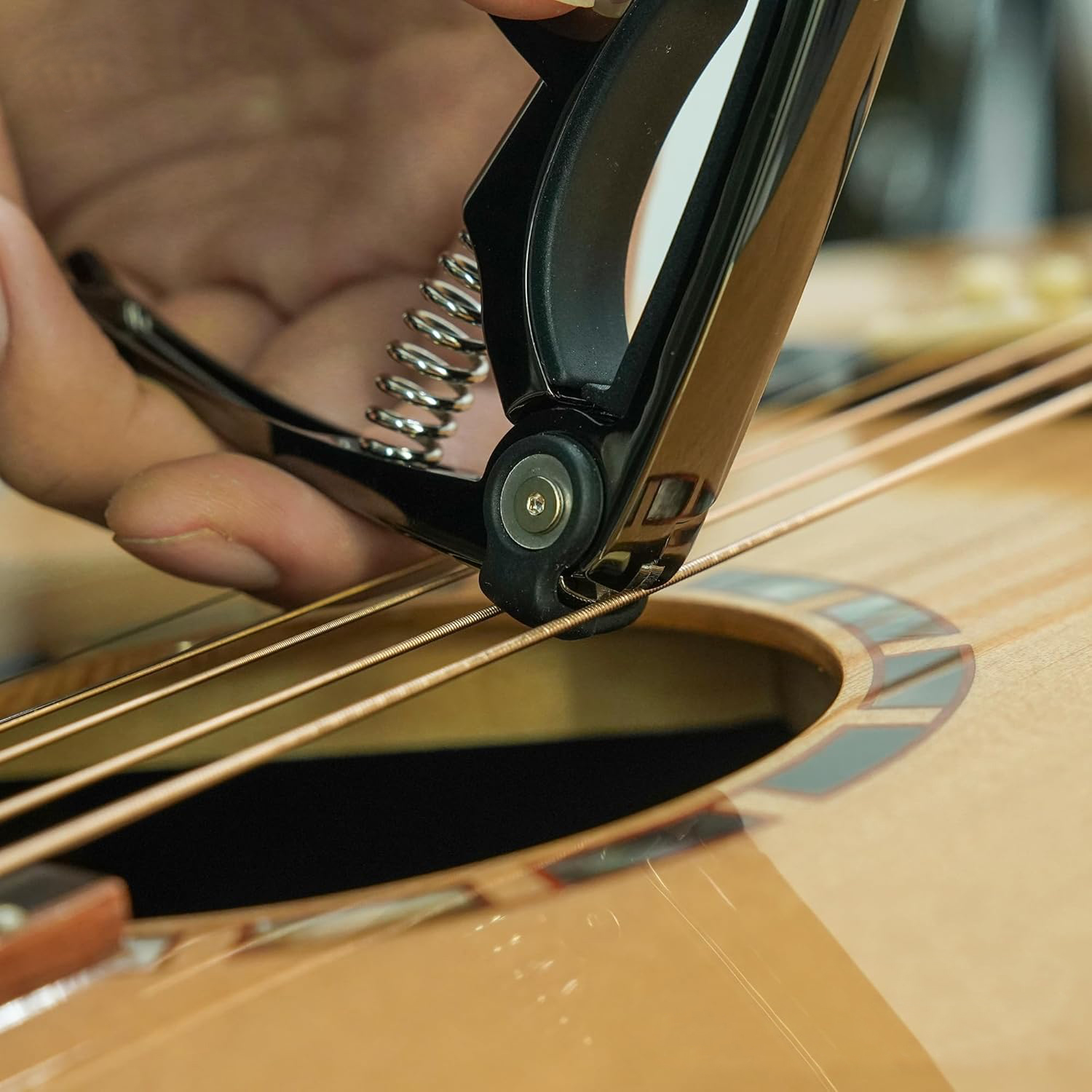 Capotasto 4-in-1 per Chitarre  - Musical Instruments Easy recensione e prezzo