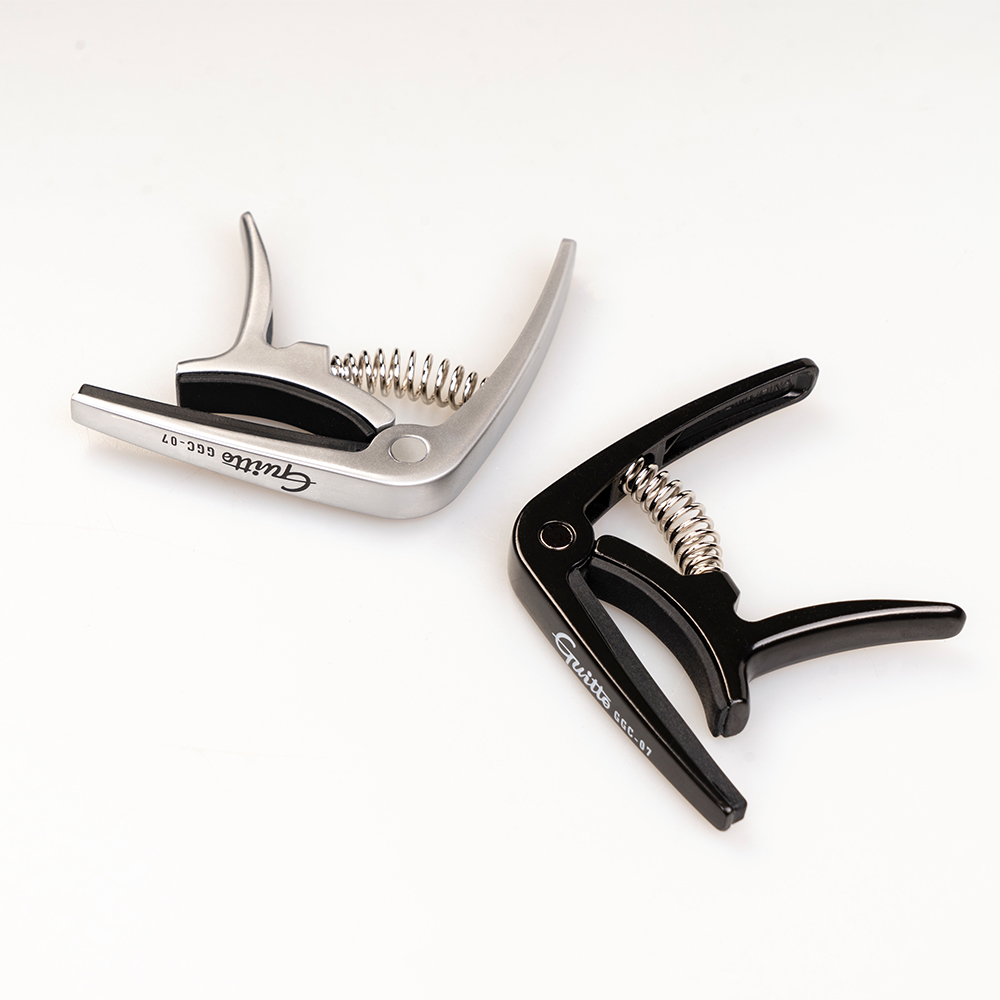 GUITTO GGC-07 Ukulele Capo Qui - Musical Instruments Easy recensione e prezzo